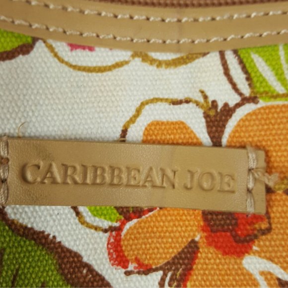 Caribbean Joe Let Go shoulder bag Canvas and Vinyl Sequinned Floral Pattern - Picture 10 of 10